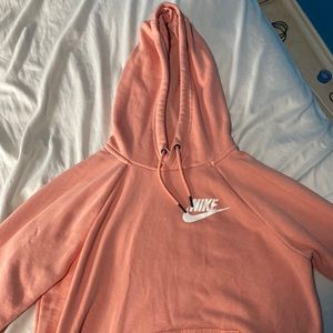 Womens Nike sweatshirt!